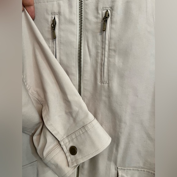 NWOT Allison Daley plus size beige utility jacket, size 16. - Picture 10 of 14